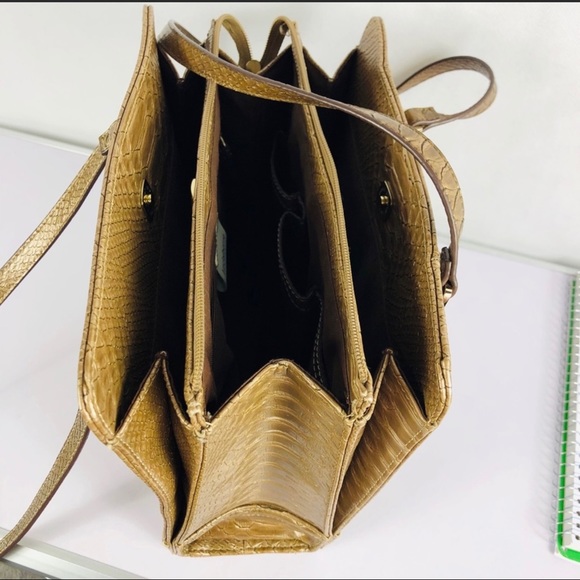 Liz Claiborne Shoulder Handbag 2 Straps 3 pockets - Picture 13 of 14